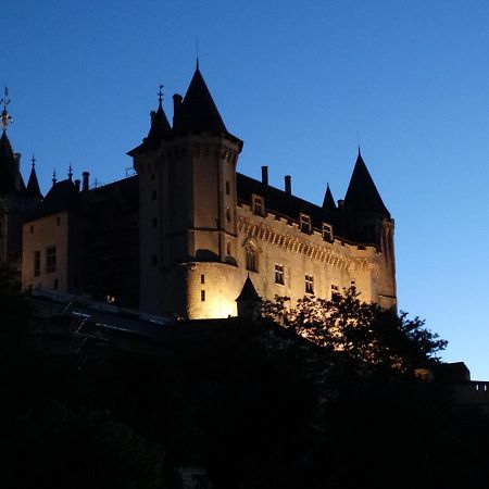 Vue Splendide Sur Chateau سوموور المظهر الخارجي الصورة